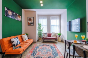 Modern 4-Bedroom in Manchester